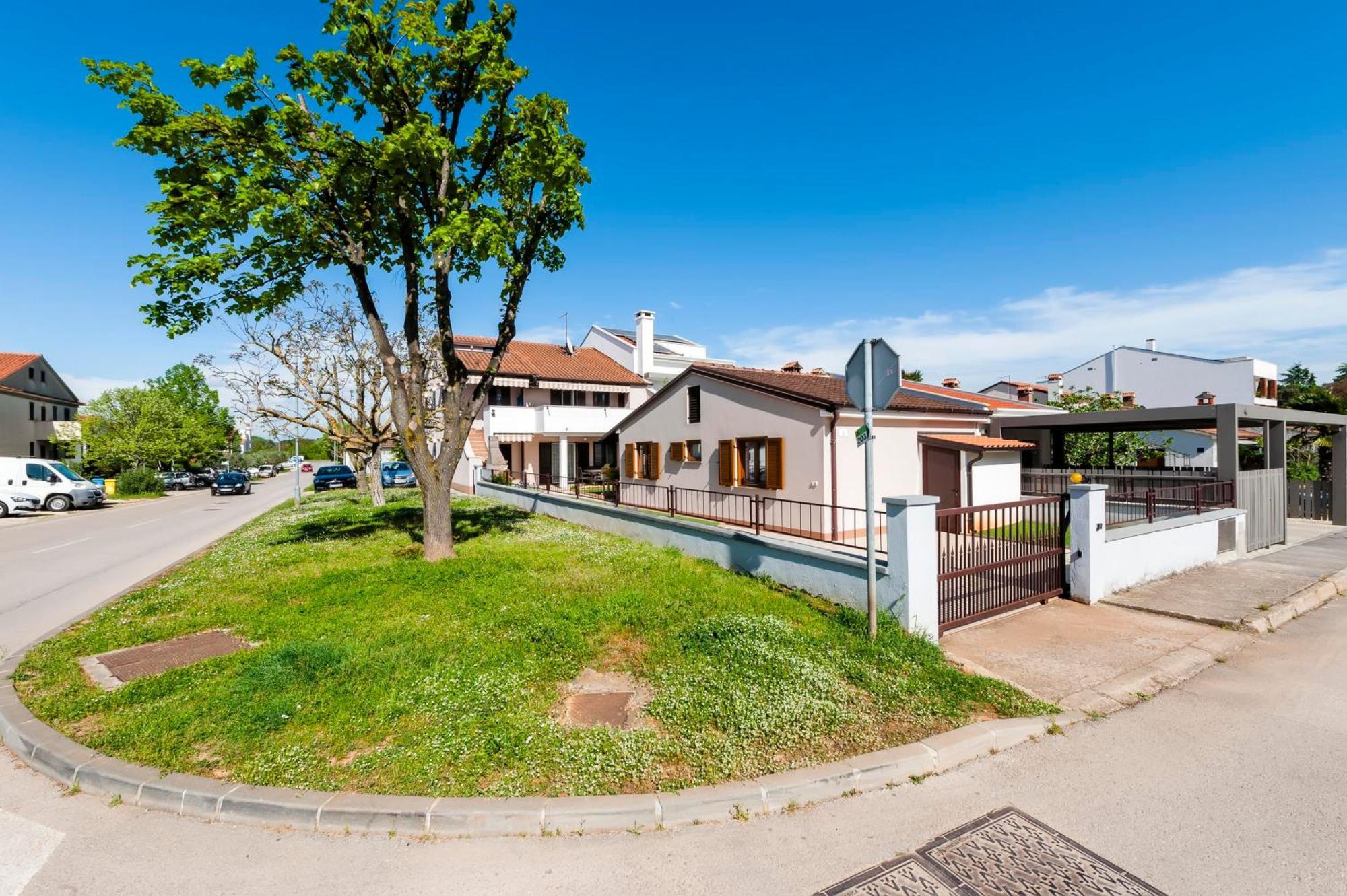 Apartments Pataj Ровинь Экстерьер фото