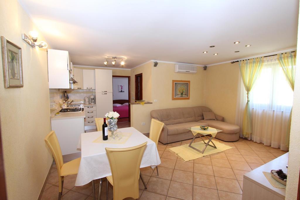 Apartments Pataj Ровинь Экстерьер фото